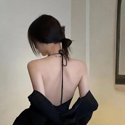 俏女怀春